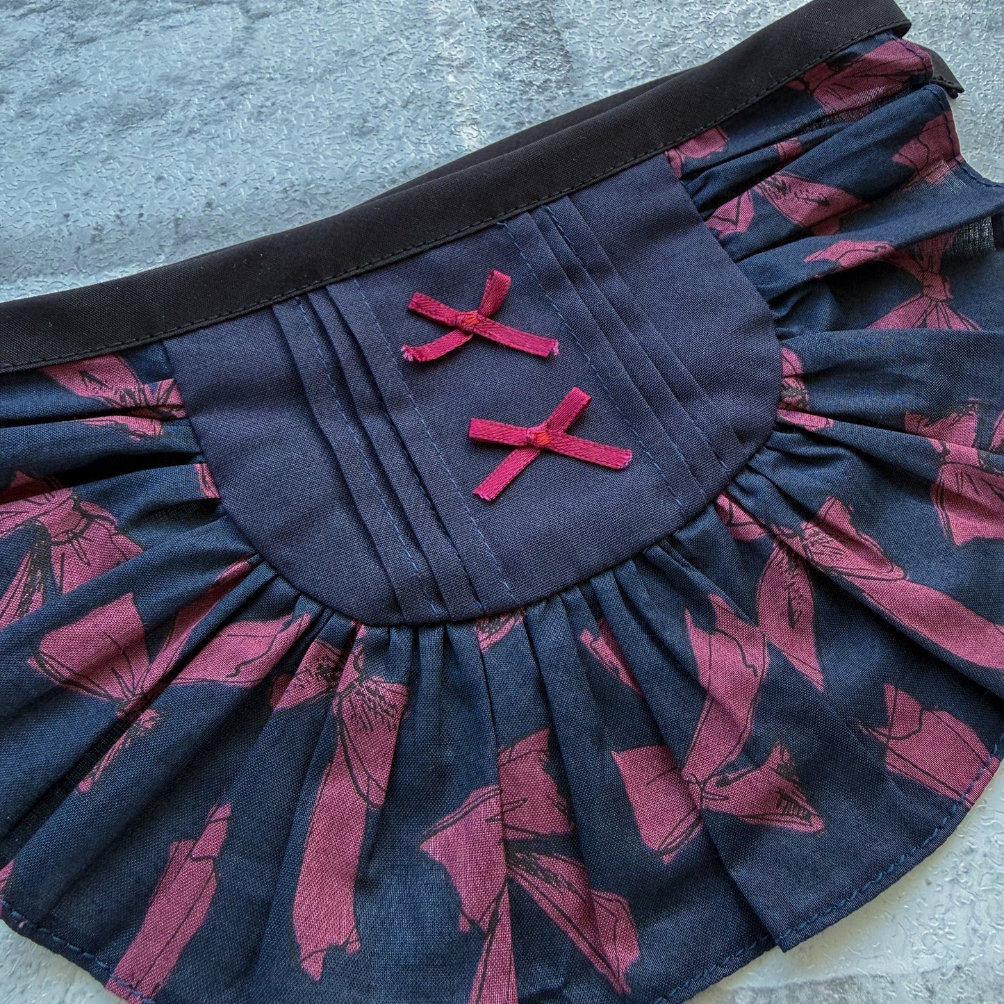 クラシカルリボンブラウス風ビブ