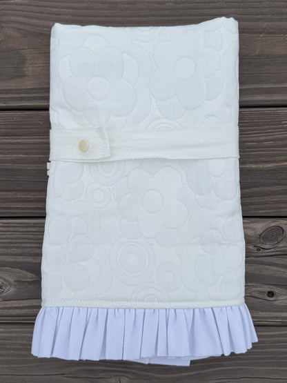 折り畳まれたカフェマット